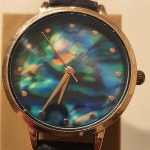 🦋10/$20🦋 Goldtone Leather Women's Watch